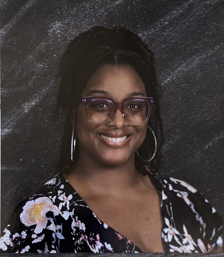 Naesha Parker, LPC-Associate at Let’sTalk! Counseling in Carrollton, TX, providing therapy for children and teens ages 4 to 18